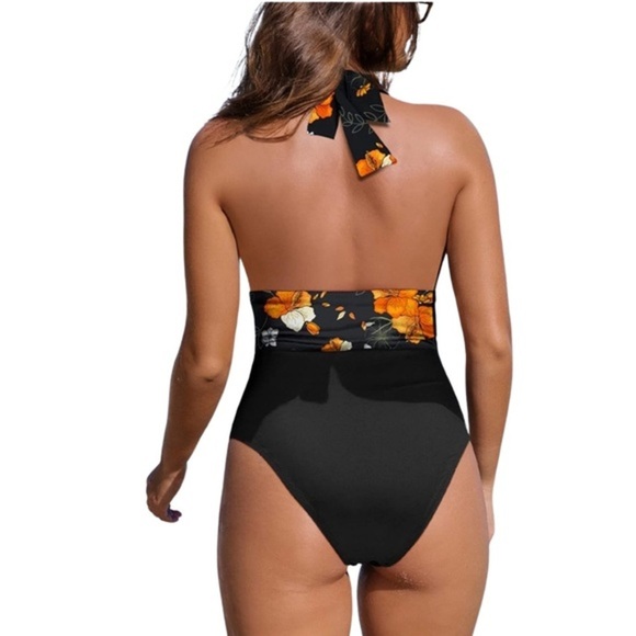 Flaunt Your Curves:‎ V-Neck Tummy Control Swimsuit for Women Large - Picture 3 of 4